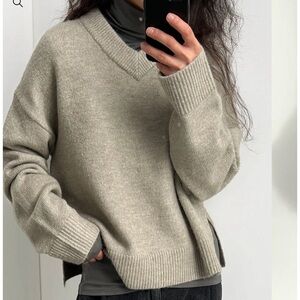 Oak & Fort V Neck Sweater Light Moss in M